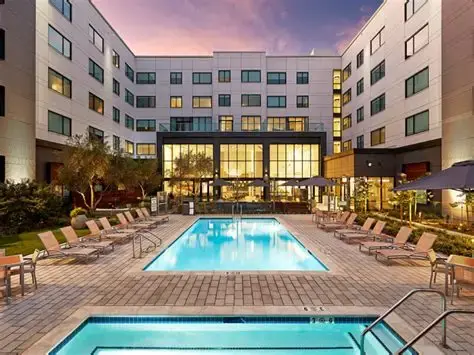 Element Santa Clara